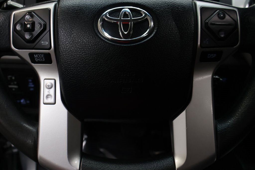 Used 2016 Toyota Tundra SR5 w/ SR5 Upgrade Package image 19