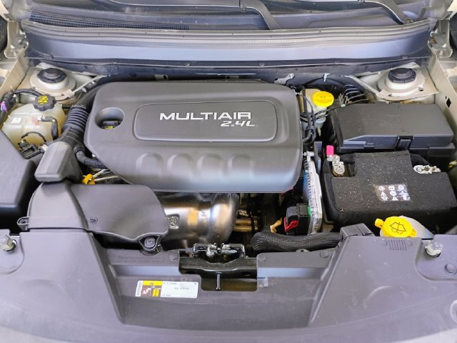 Used 2014 Jeep Cherokee Sport FWD image 71