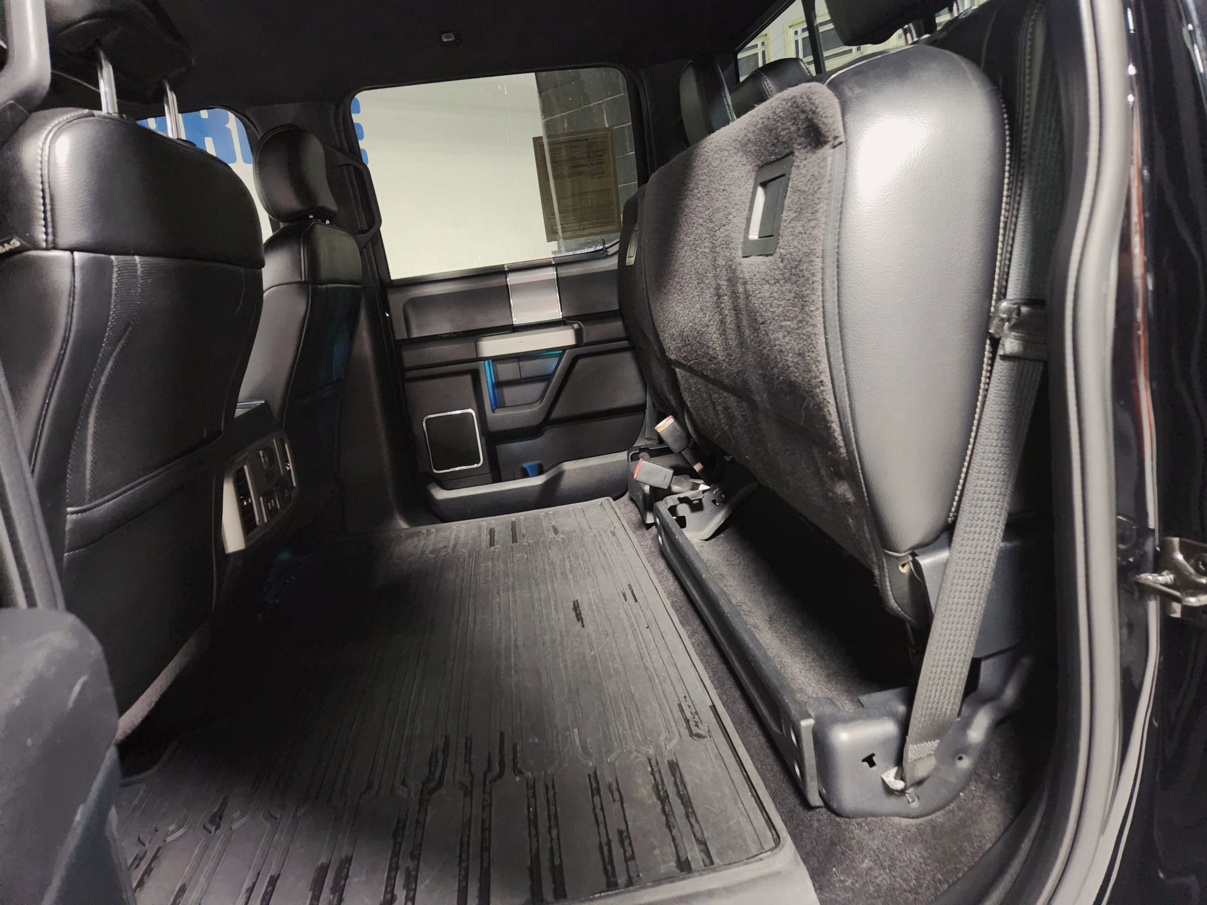 Used 2017 Ford F150 Lariat w/ Equipment Group 502A Luxury image 76