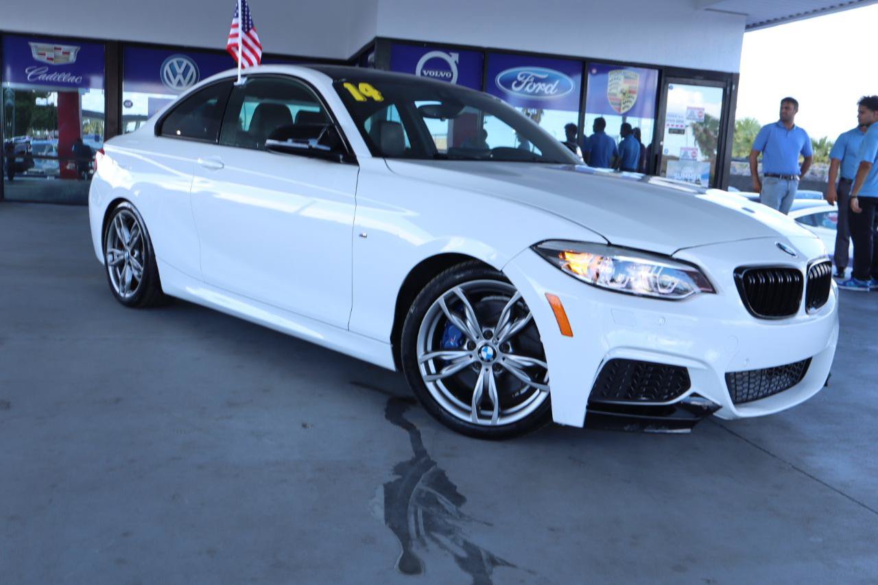 Used 2014 BMW M235i Coupe RWD image 3