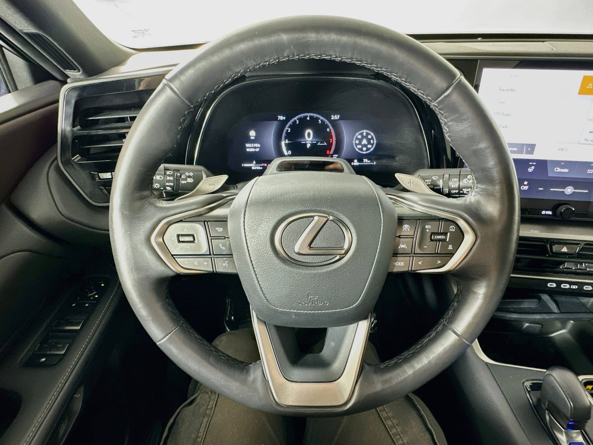 Certified 2024 Lexus TX 350 AWD w/ Captains Chair Package image 11