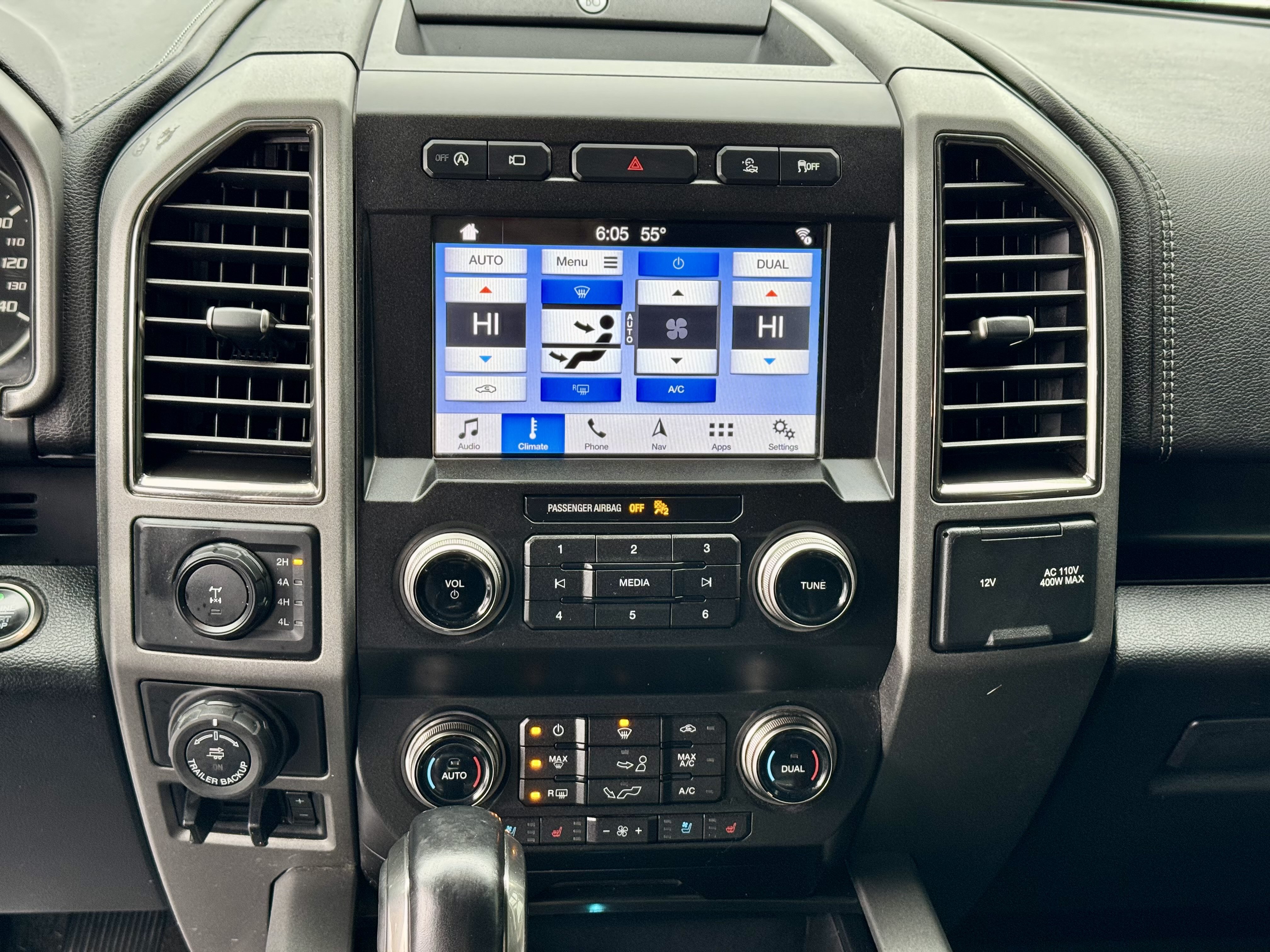 Used 2019 Ford F150 Raptor w/ Equipment Group 802A Luxury AWD/4WD image 17