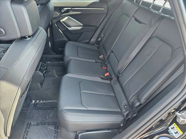 New 2025 Audi Q3 2.0T Premium image 16