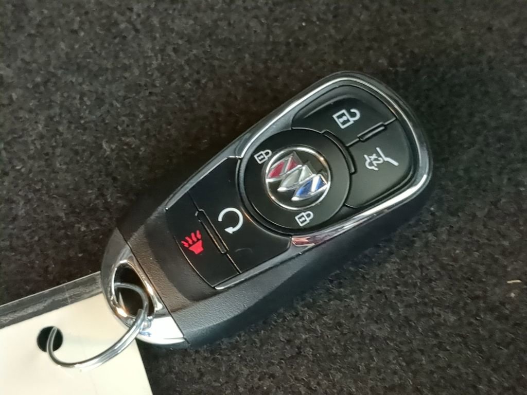 Used 2023 Buick Encore GX Select FWD image 32