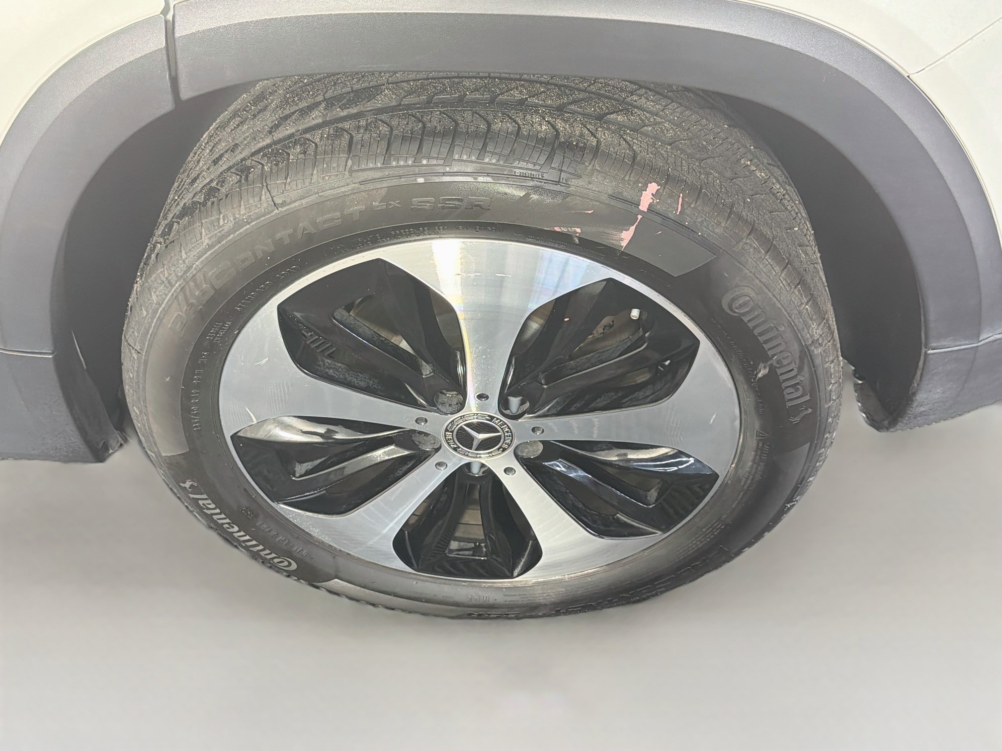 Used 2025 Mercedes-Benz GLB 250 image 11