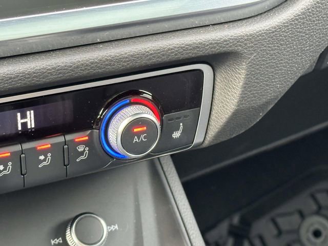 Certified 2025 Audi Q3 2.0T Premium w/ Convenience Package image 33