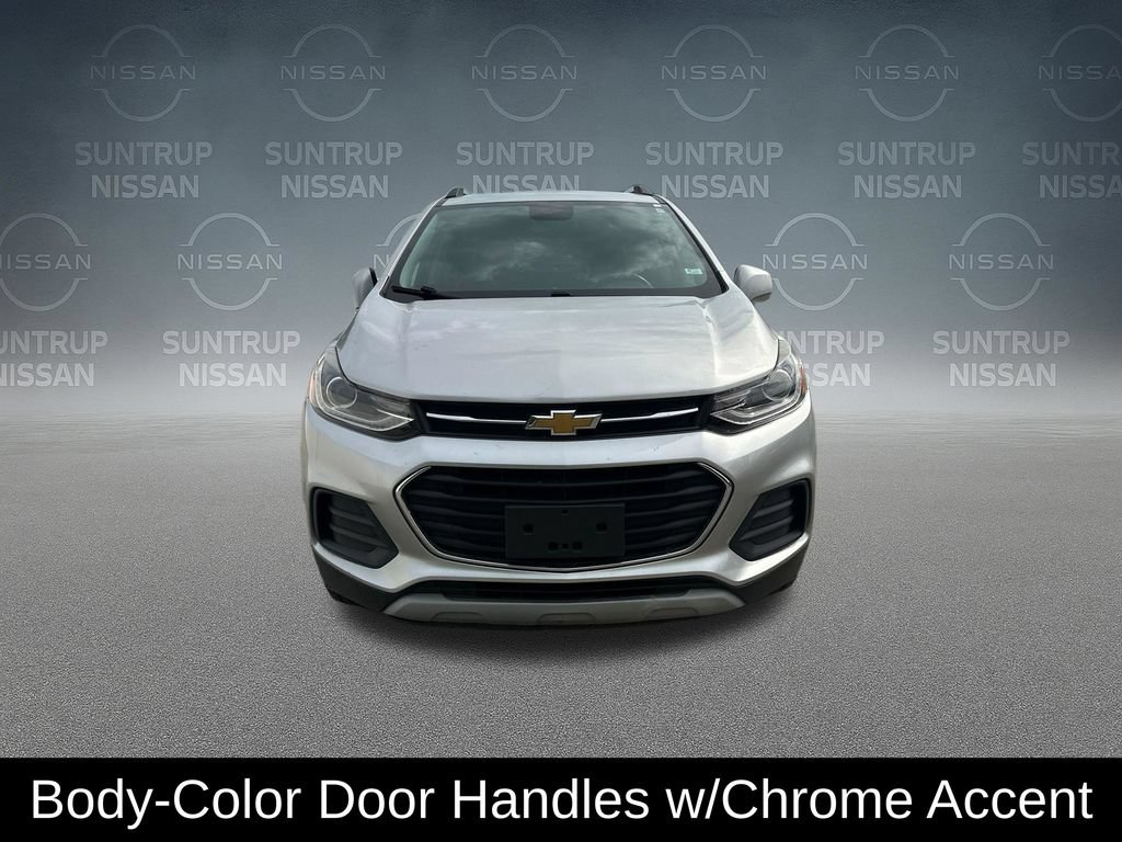 Used 2017 Chevrolet Trax LT w/ LT Convenience Package AWD/4WD image 10