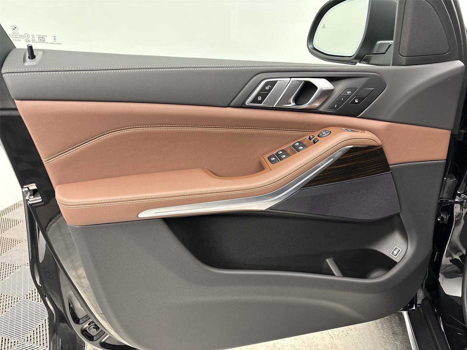 New 2026 BMW X5 xDrive50e w/ Climate Comfort Package image 26