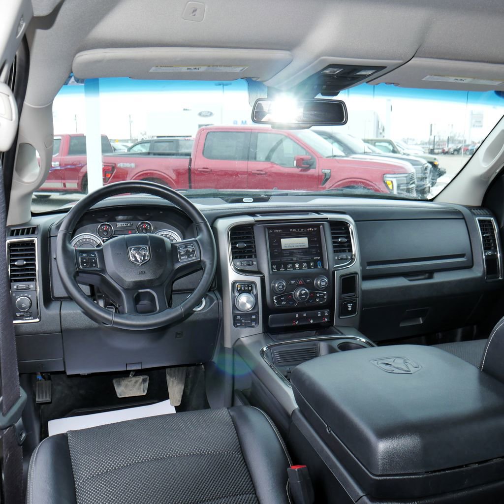 Used 2017 RAM 1500 Sport w/ Black Ram 1500 Sport Group image 32