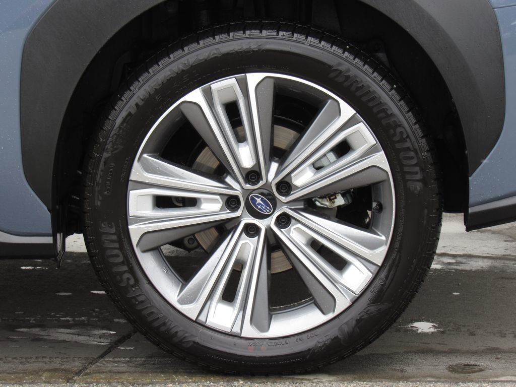 Used 2025 Subaru Solterra AWD/4WD image 38
