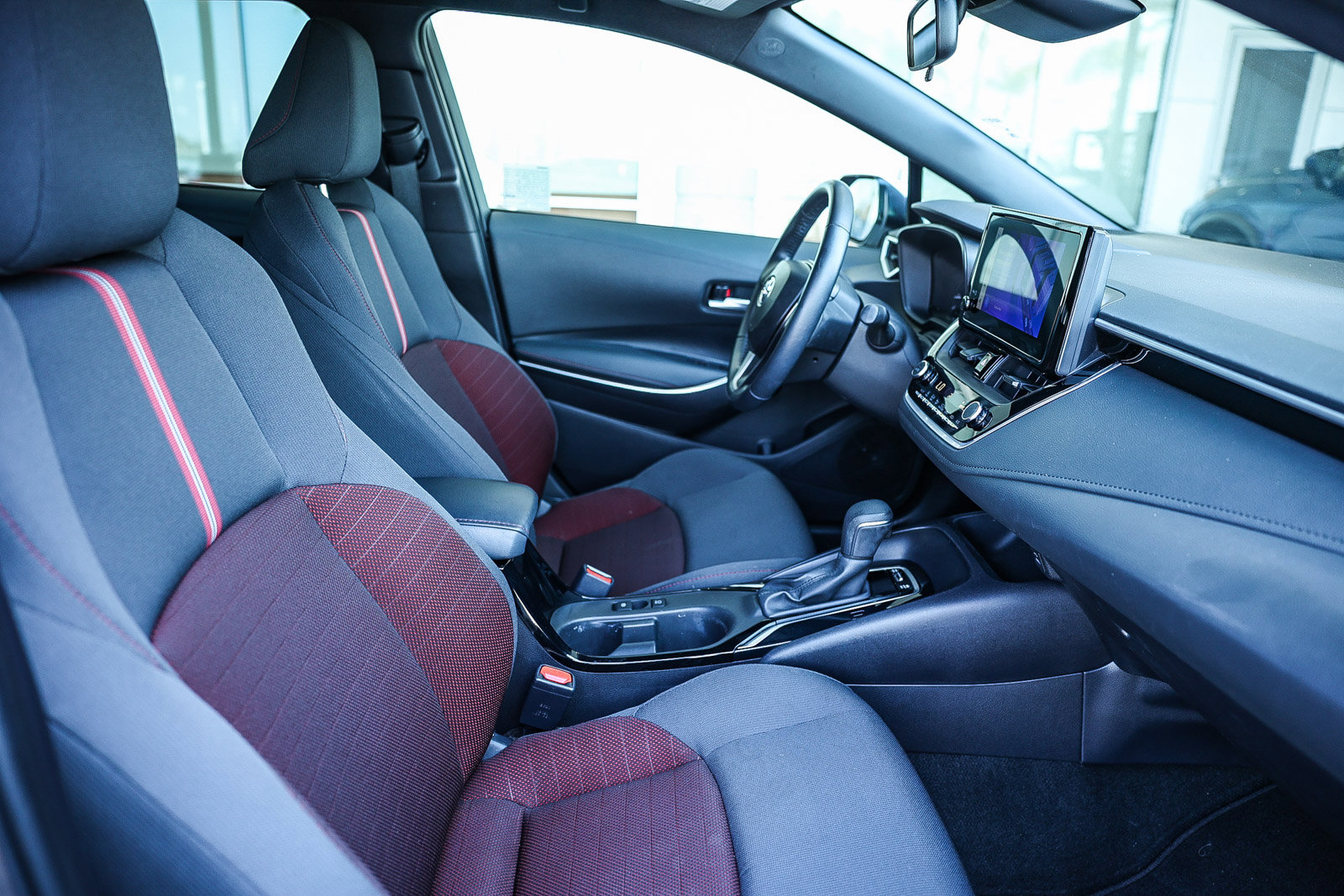 Used 2024 Toyota Corolla SE image 22