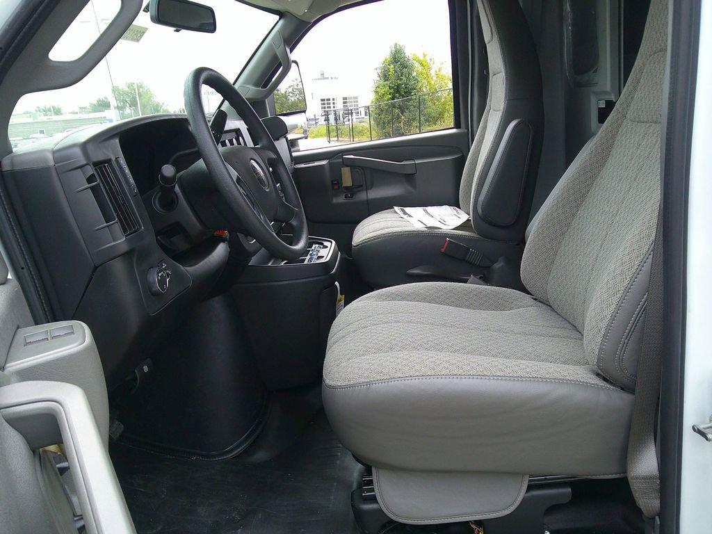 New 2025 GMC Savana 3500 w/ Power Convenience Package image 17