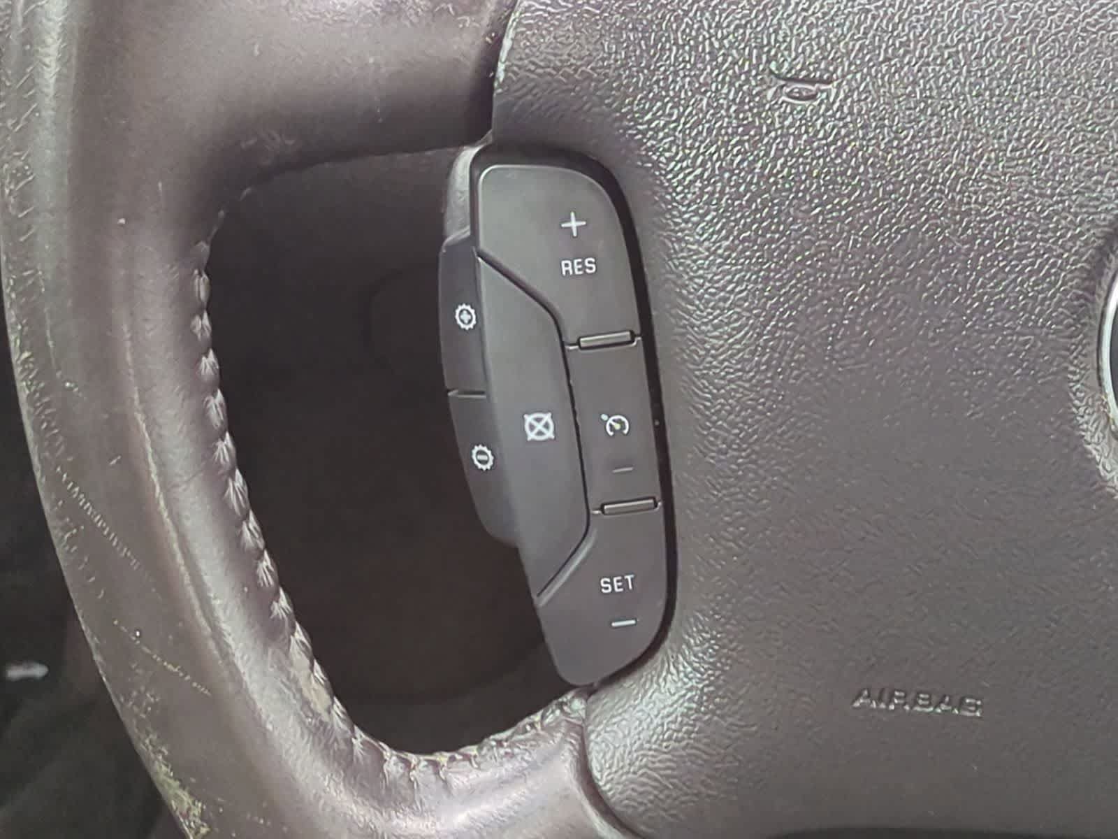 Used 2012 Chevrolet Impala LTZ FWD image 25