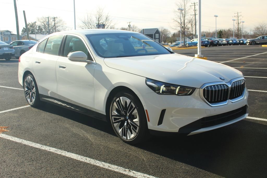 New 2026 BMW 530i xDrive w/ Premium Package AWD/4WD image 1