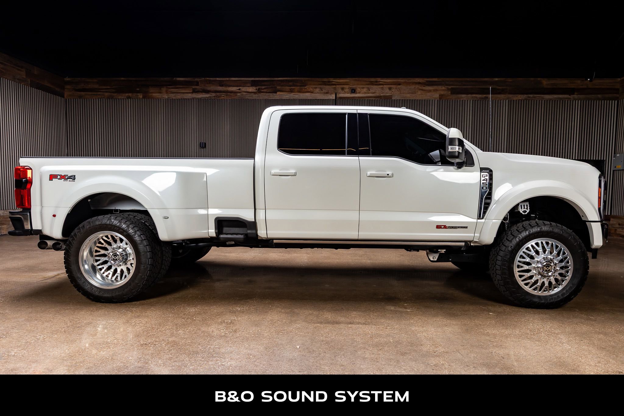 Used 2023 Ford F450 Lariat w/ Lariat Ultimate Package image 10