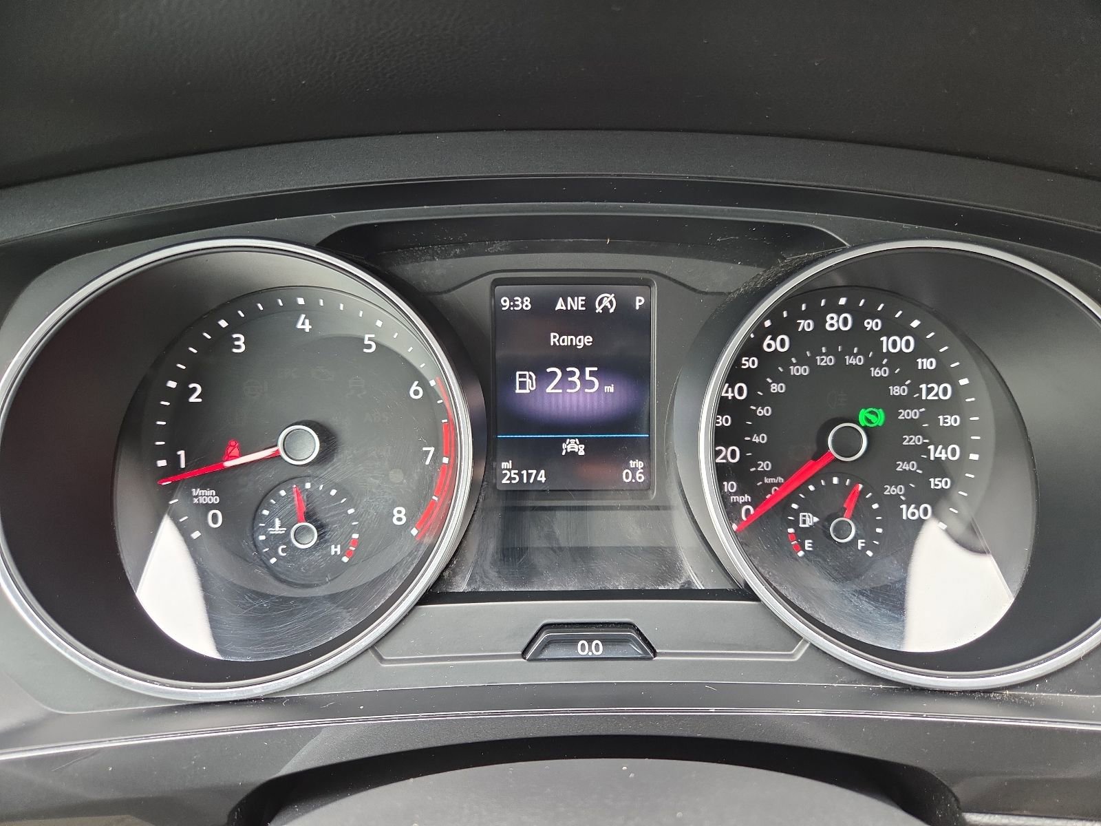 Used 2021 Volkswagen Tiguan SE FWD image 25