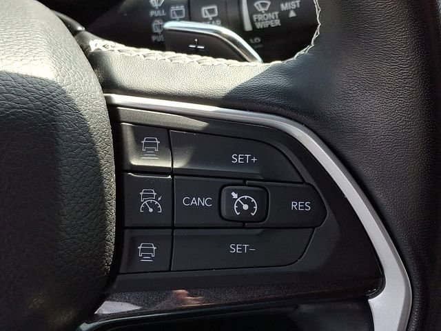 Used 2022 Jeep Grand Cherokee L Laredo AWD/4WD image 23