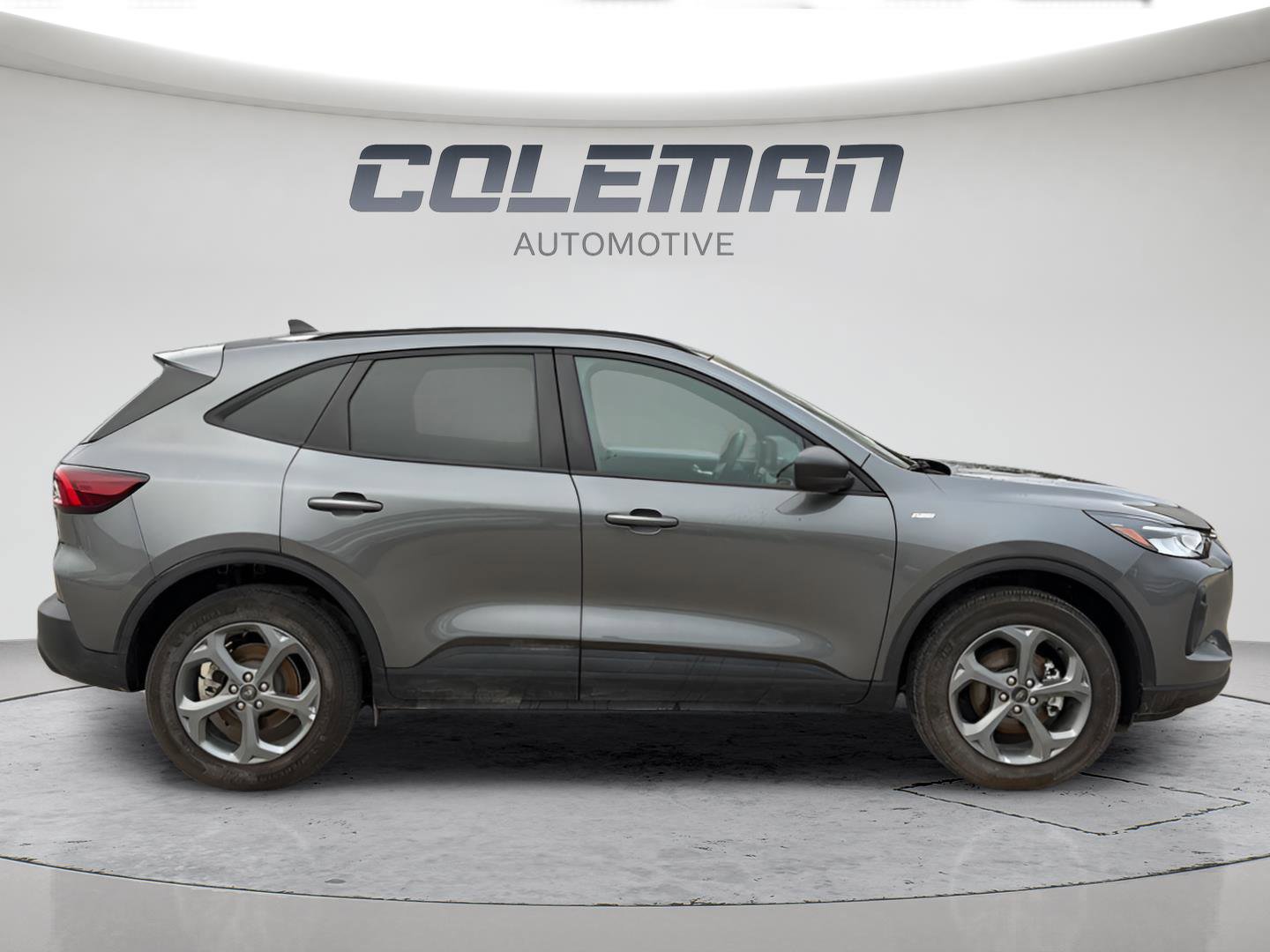 Used 2025 Ford Escape ST-Line image 6
