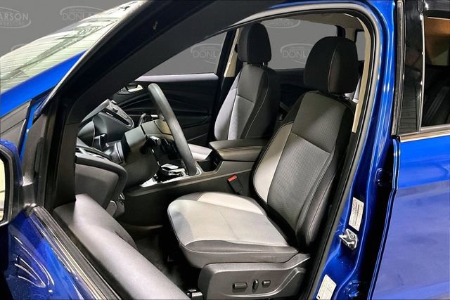 Used 2017 Ford Escape SE w/ SE Cold Weather Package image 13