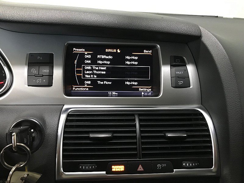 Used 2013 Audi Q7 3.0T Premium Plus AWD/4WD image 28