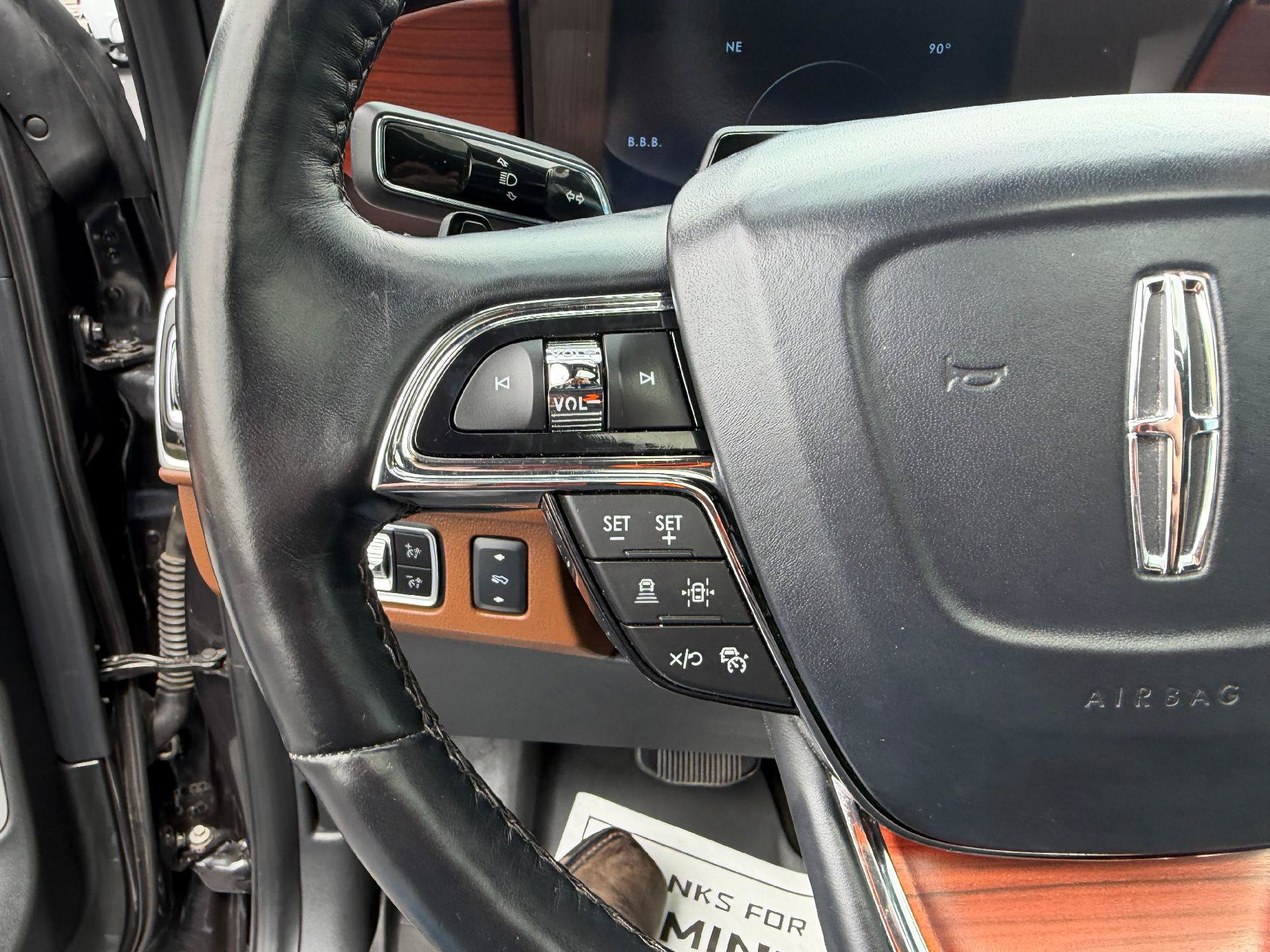 Used 2023 Lincoln Navigator L Reserve AWD/4WD image 26