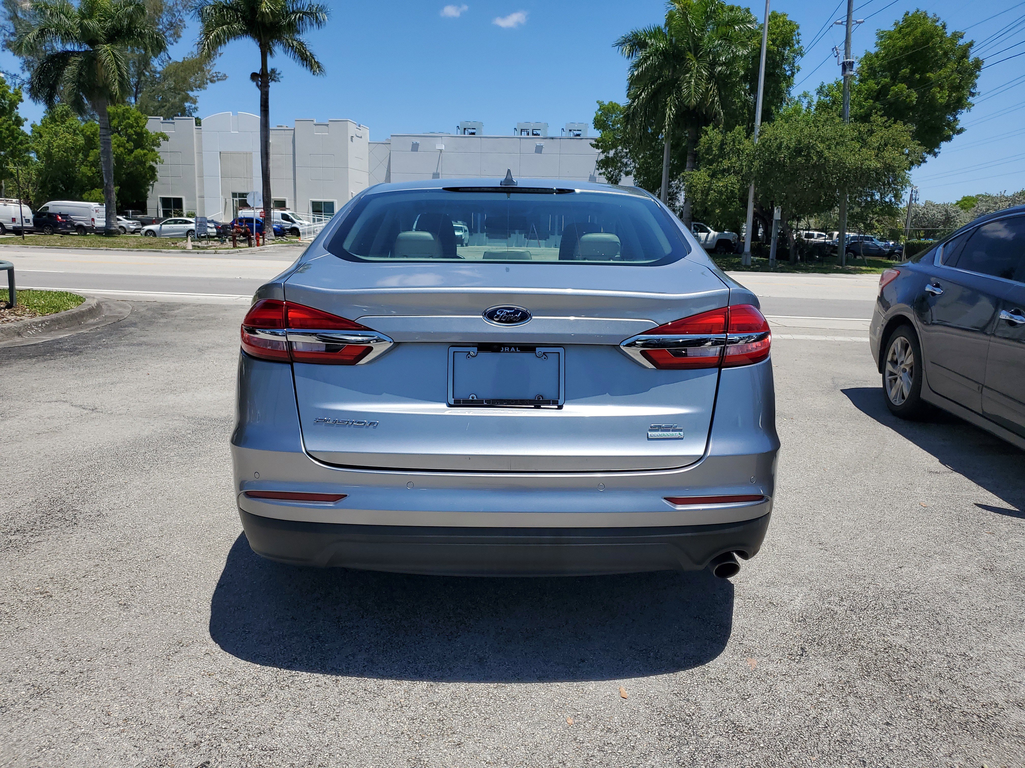 Used 2020 Ford Fusion SEL image 5
