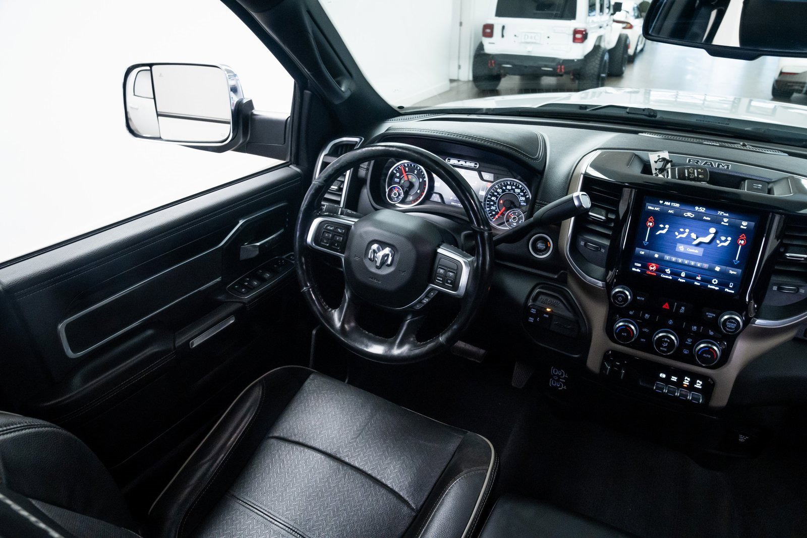 Used 2019 RAM 2500 Laramie image 9