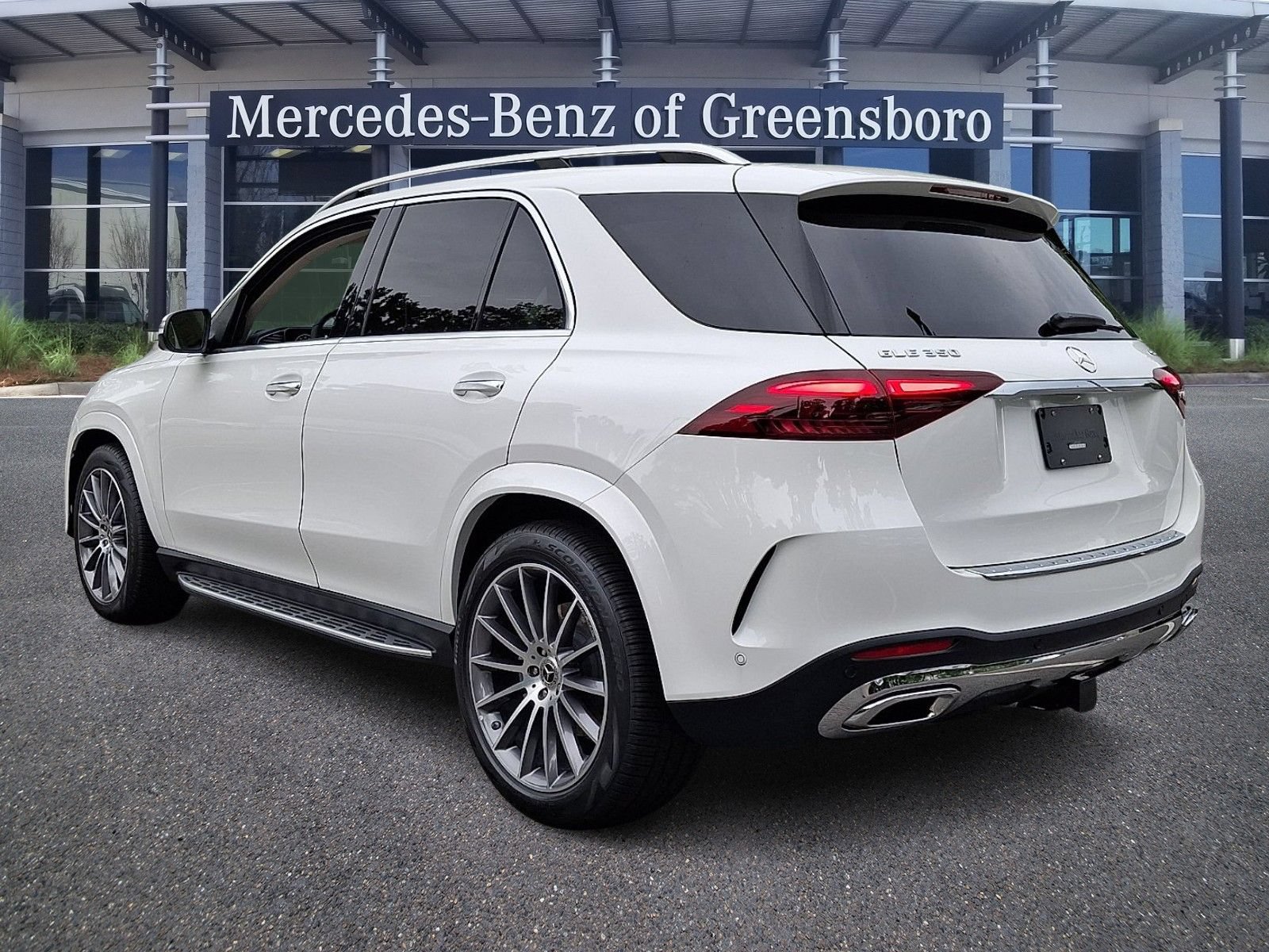New 2026 Mercedes-Benz GLE 350 4MATIC image 3