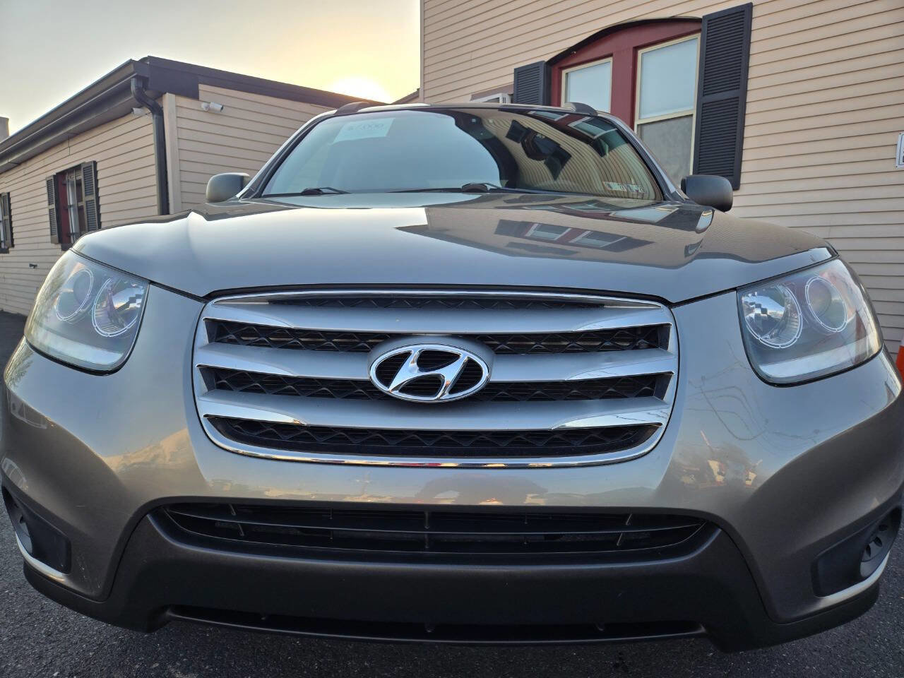 Used 2012 Hyundai Santa Fe GLS image 3
