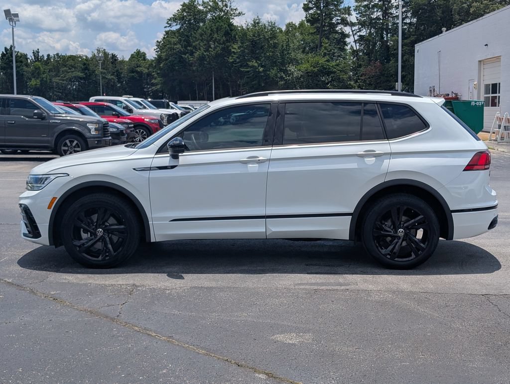Used 2023 Volkswagen Tiguan SE R-Line FWD image 5