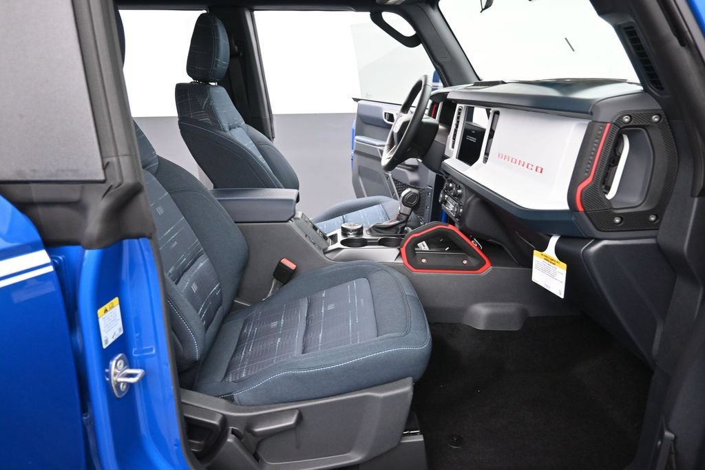 New 2026 Ford Bronco Heritage Edition AWD/4WD image 14
