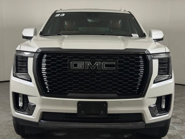 Used 2023 GMC Yukon XL Denali Ultimate w/ LPO, Floor Liner Package AWD/4WD image 11