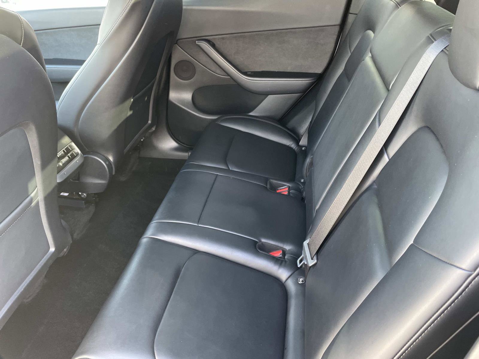 Used 2022 Tesla Model Y Performance image 25