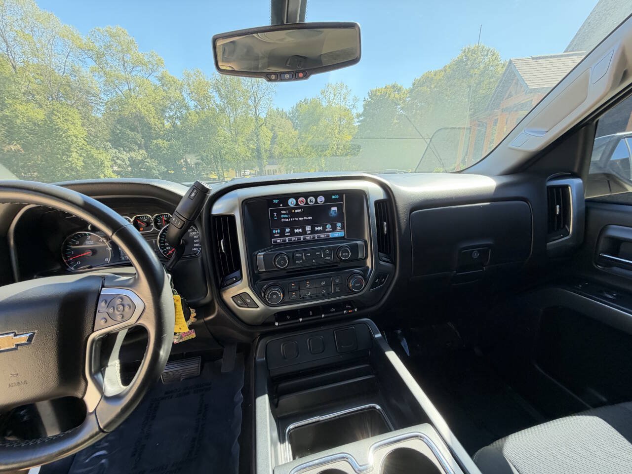 Used 2018 Chevrolet Silverado 1500 LT w/ LT Fleet Plus Package AWD/4WD image 19