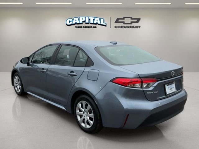 Used 2023 Toyota Corolla LE image 3