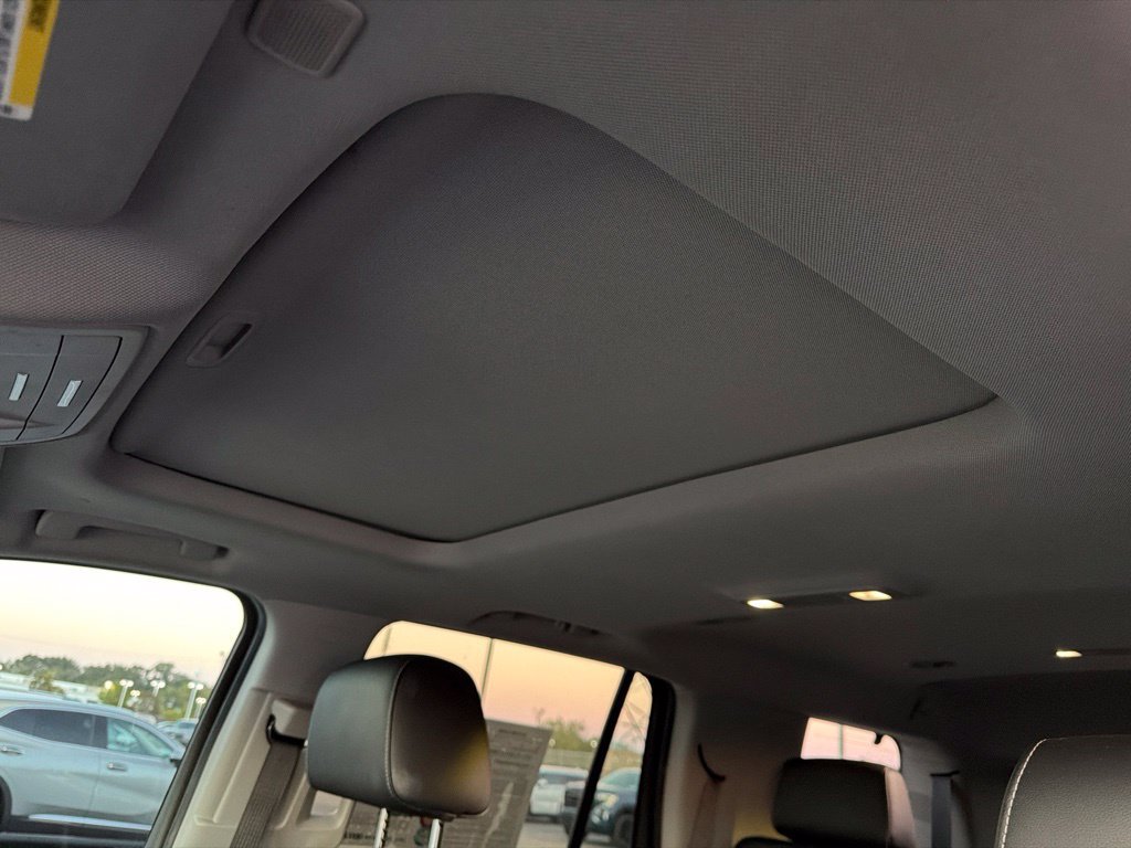 Used 2019 Chevrolet Tahoe LT w/ Z71 Midnight Edition AWD/4WD image 20