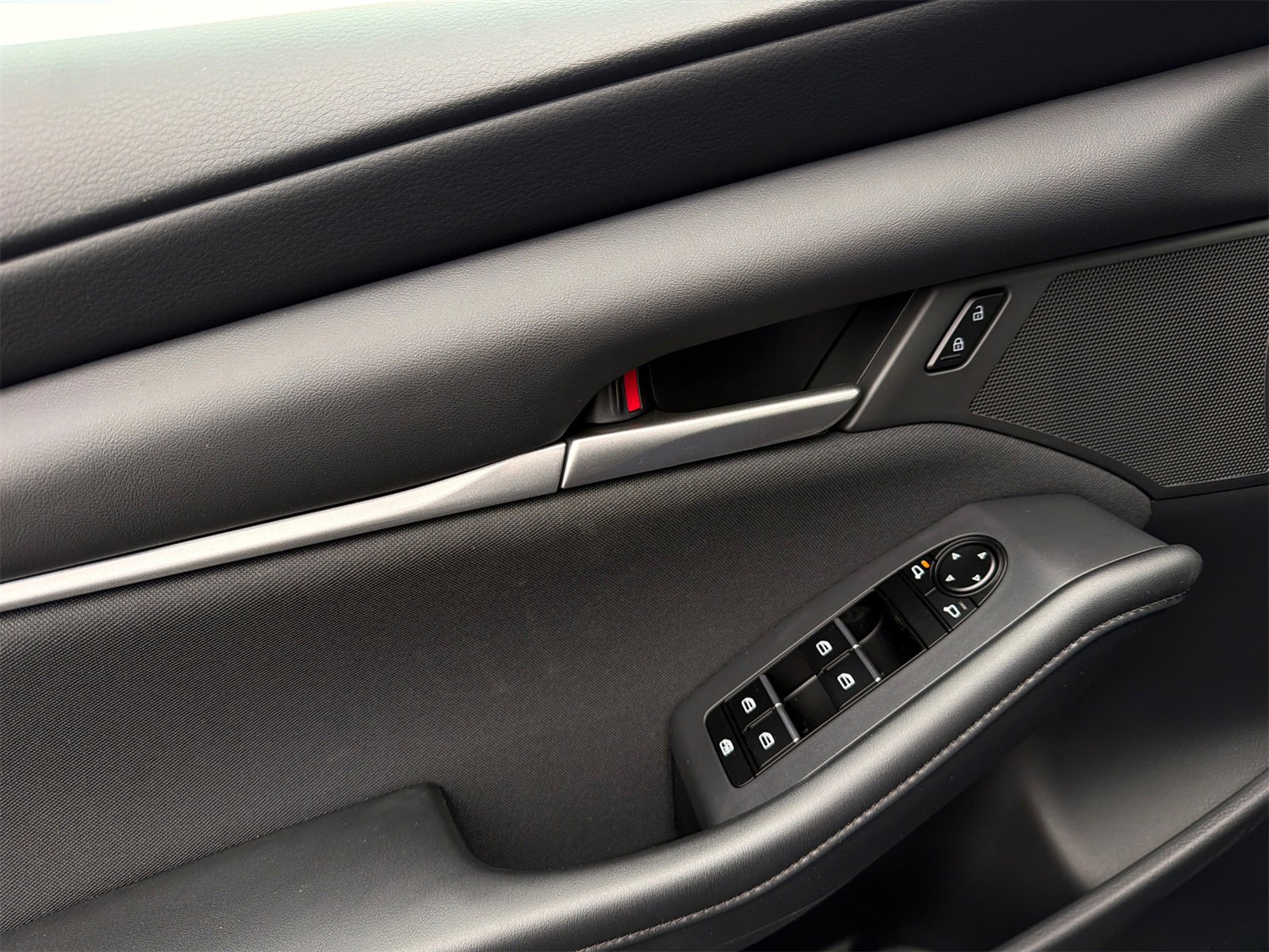 New 2026 MAZDA MAZDA3 s image 30