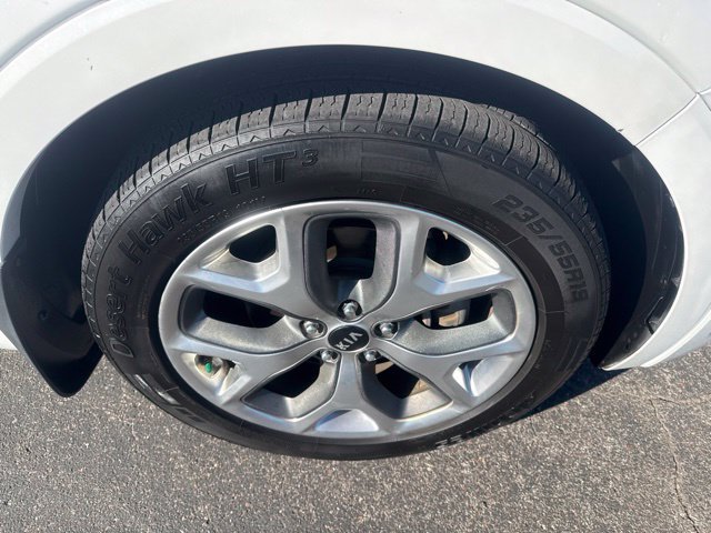 Used 2020 Kia Sorento SX FWD image 13