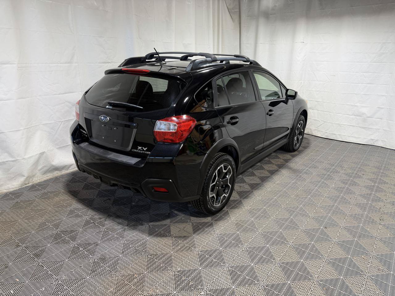 Used 2015 Subaru Crosstrek 2.0i Premium w/ Moonroof Package AWD/4WD image 7
