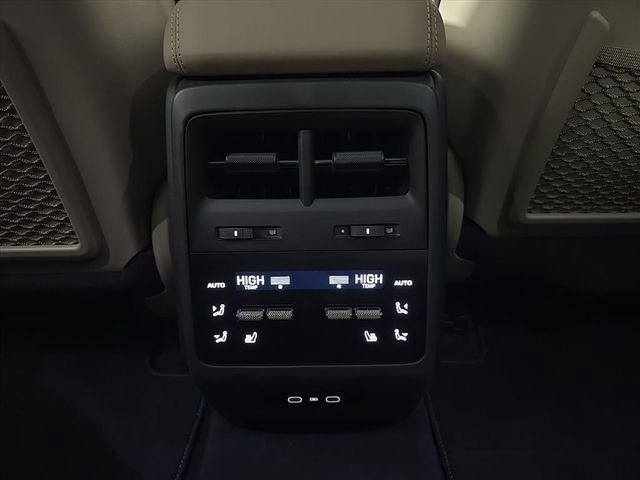 Certified 2024 Porsche Macan Turbo Electric image 27