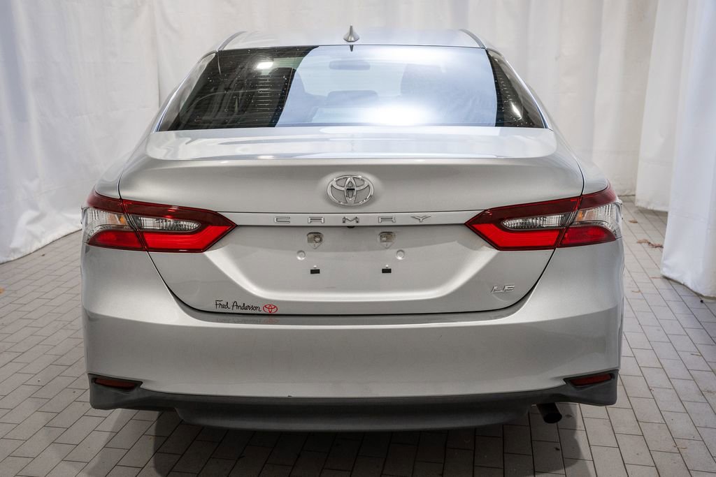 Used 2021 Toyota Camry LE image 5