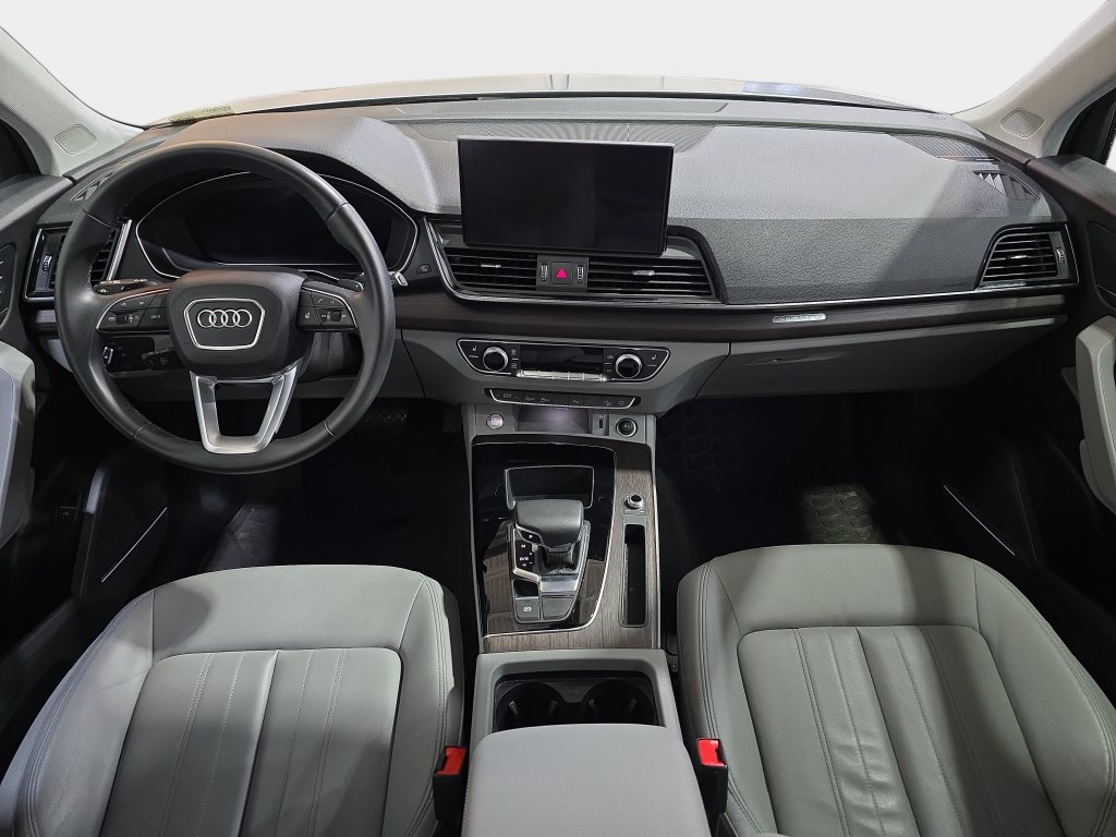 Used 2023 Audi Q5 2.0T Premium Plus w/ Premium Plus Package AWD/4WD image 10