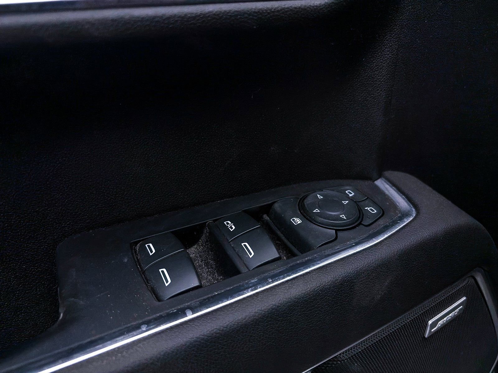 Used 2022 Chevrolet Silverado 1500 RST image 18