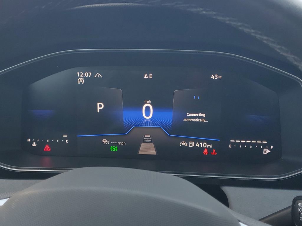 Used 2025 Volkswagen Jetta SE image 19