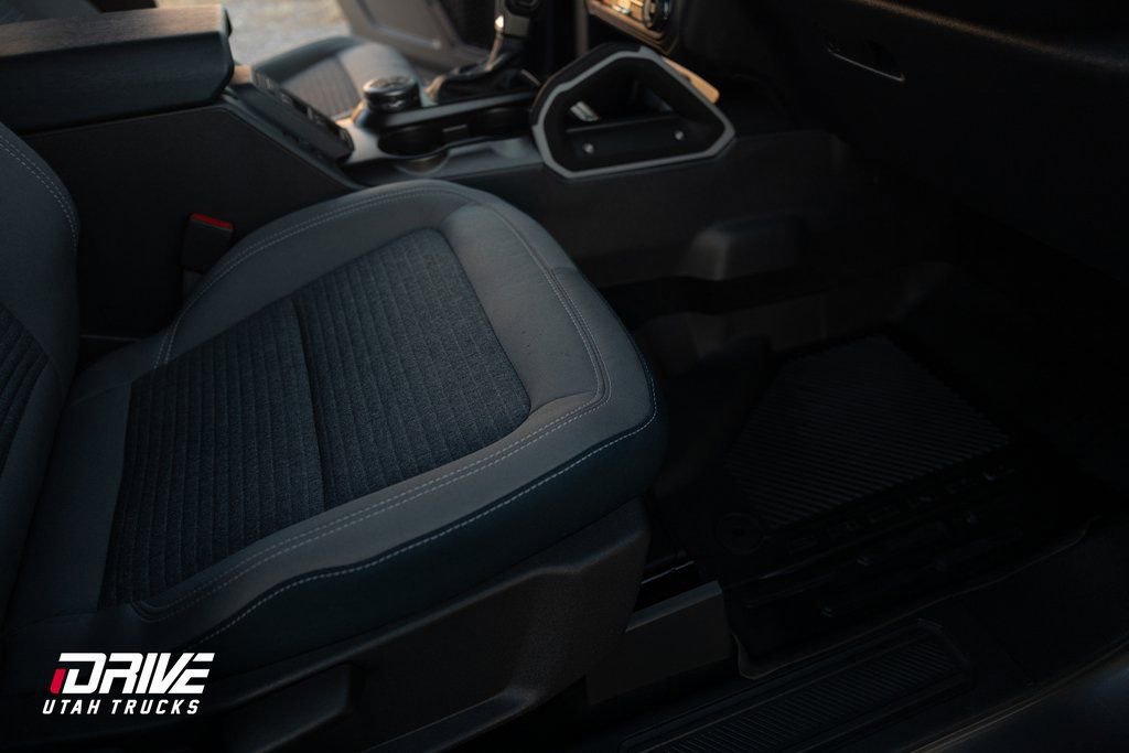 Used 2021 Ford Bronco Outer Banks image 14