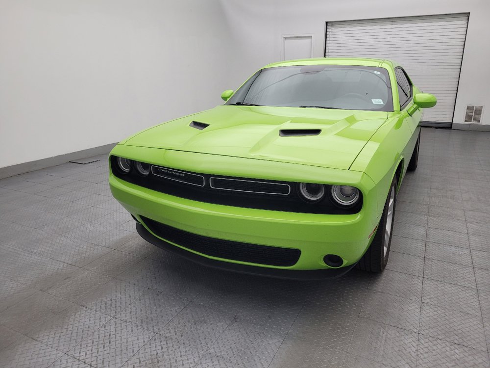 Used 2023 Dodge Challenger SXT RWD image 15