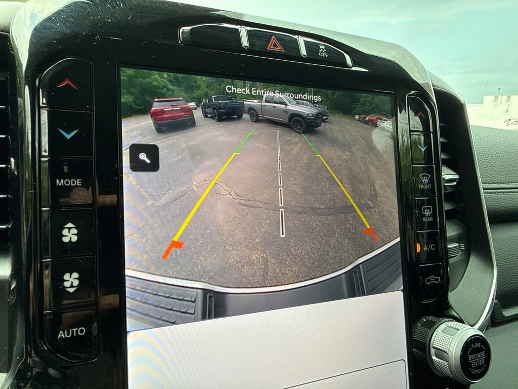Used 2024 RAM 2500 Laramie AWD/4WD image 31