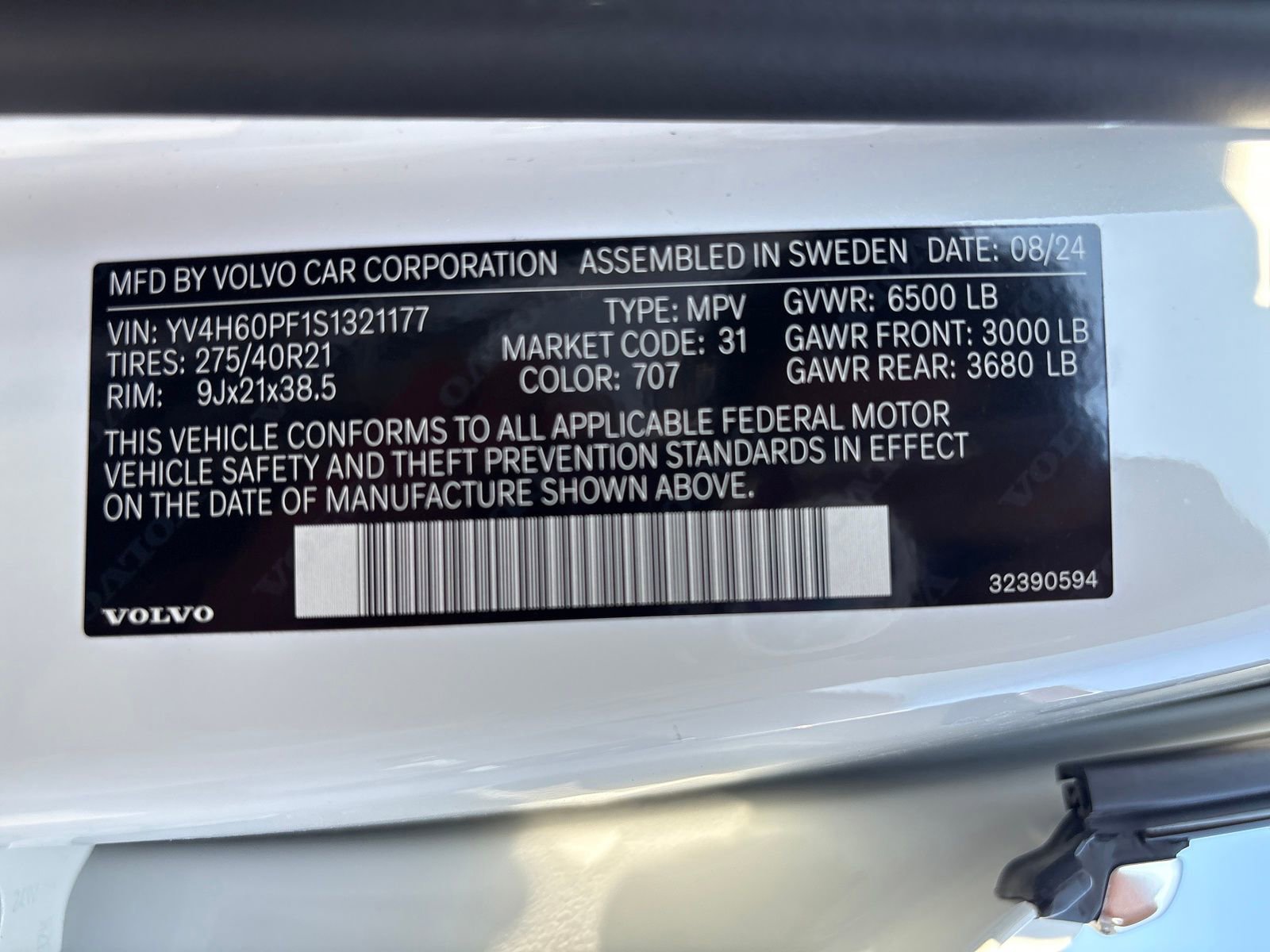 Certified 2025 Volvo XC90 T8 Ultra w/ Protection Package Premier image 41