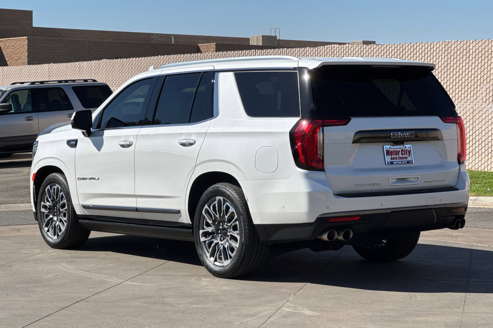 Certified 2023 GMC Yukon Denali Ultimate AWD/4WD image 6