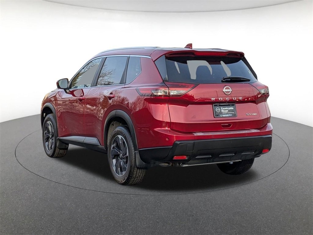 Used 2024 Nissan Rogue SV w/ SV Premium Package image 7